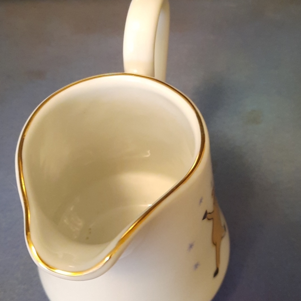 Merry Brite Milk Creamer Reindeer - Picture 5 of 6